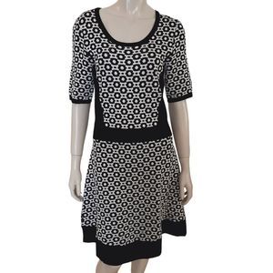 Rag & Bone Knit Sweater Dress size Large Black and White Very Stretchy